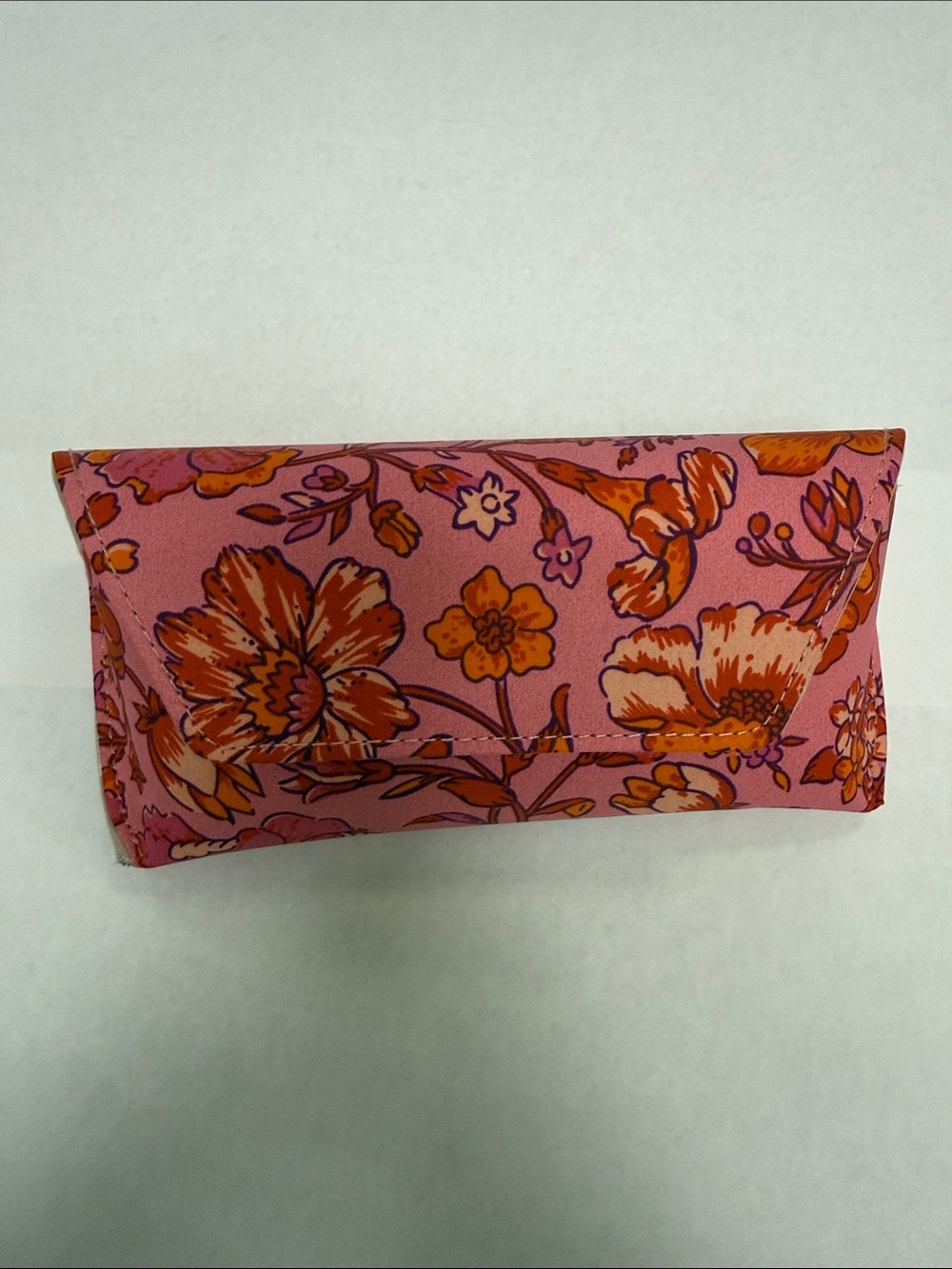 NWOT Vera Bradley Flourishing Garden Pink Floral Sunglass Case